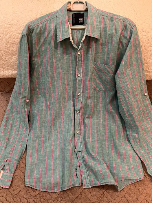 Camasa barbateasca purtata o singura data