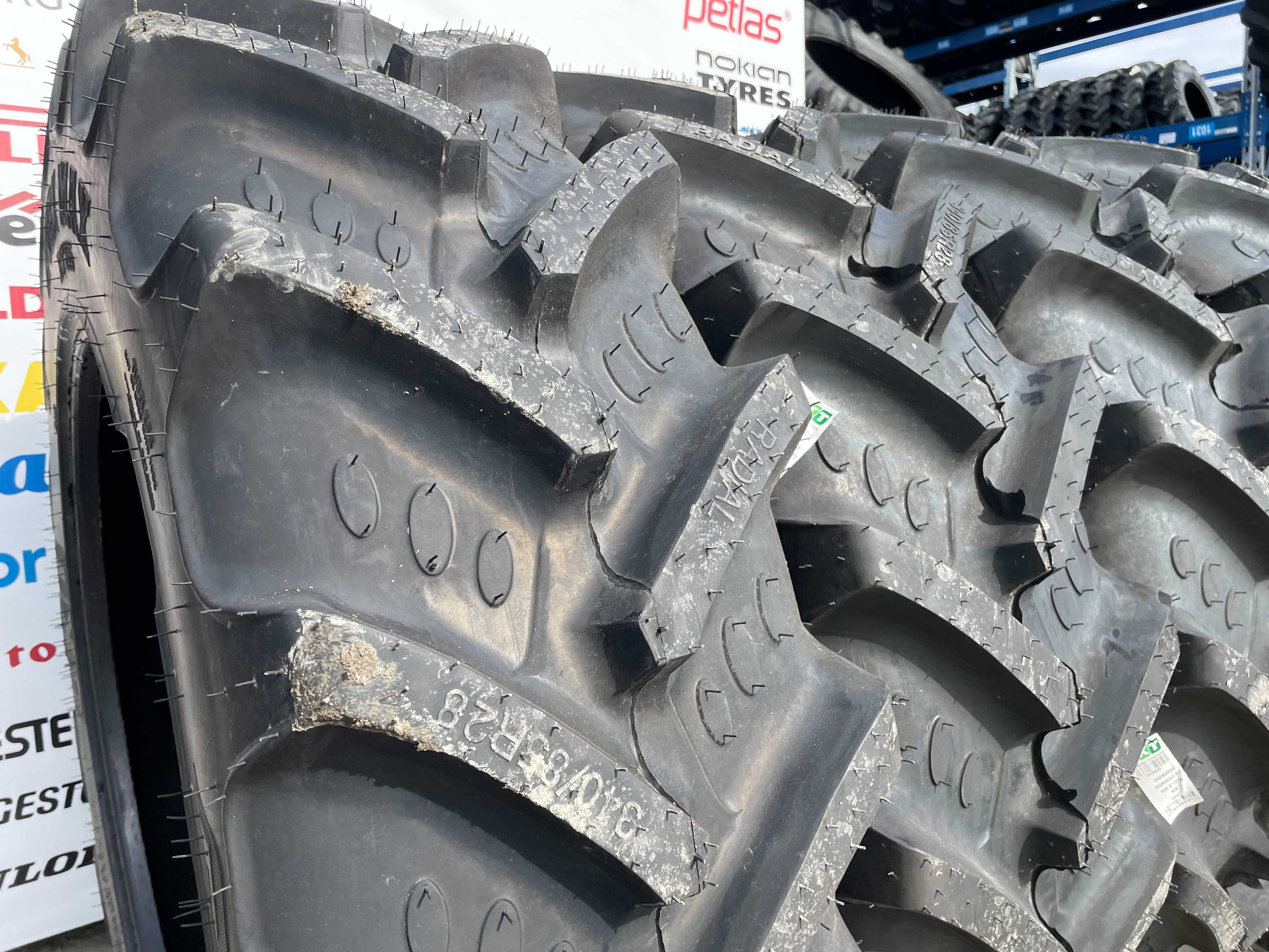 BKT AGRIMAX 340/85R28 Cauciucuri noi Radiale de tractor 13.6-28