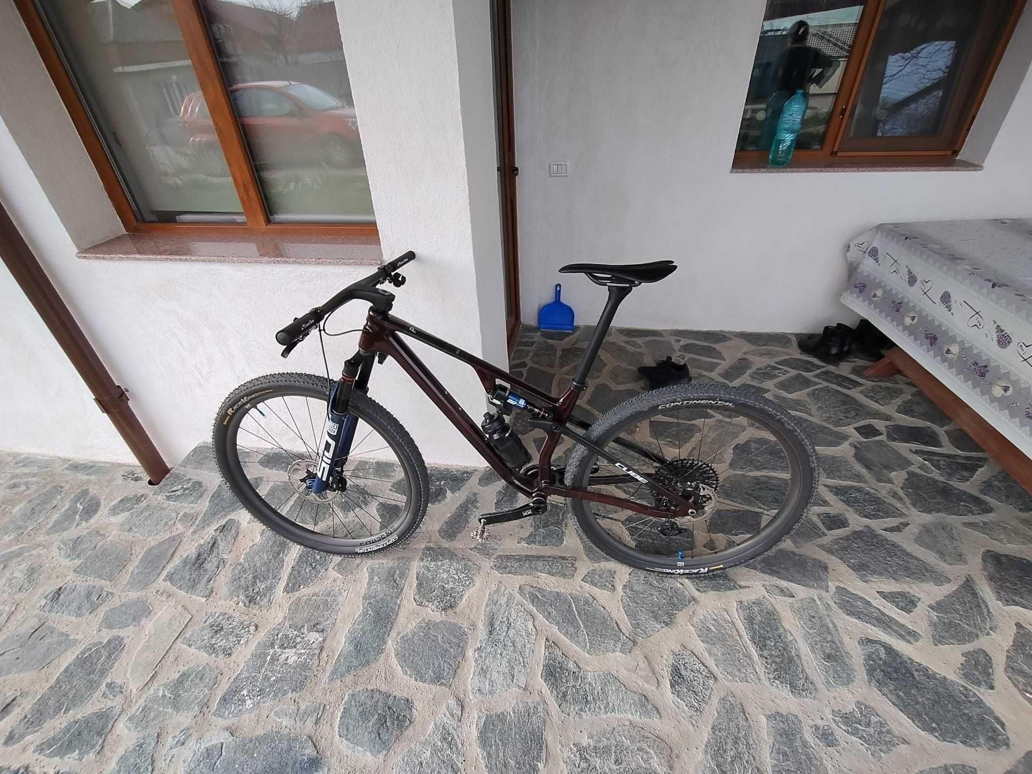 Bicicleta MTB Cube AMS One11 C:68X M (nu Trek, Specialized, Pinarello)