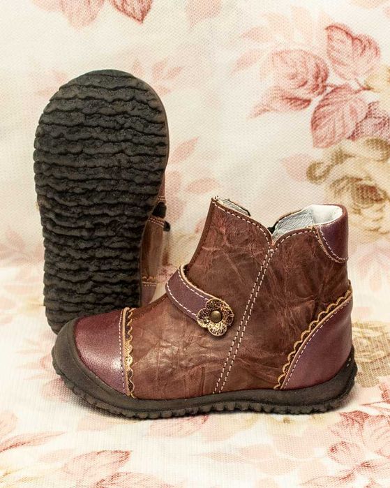 Маркови детски боти номер 22