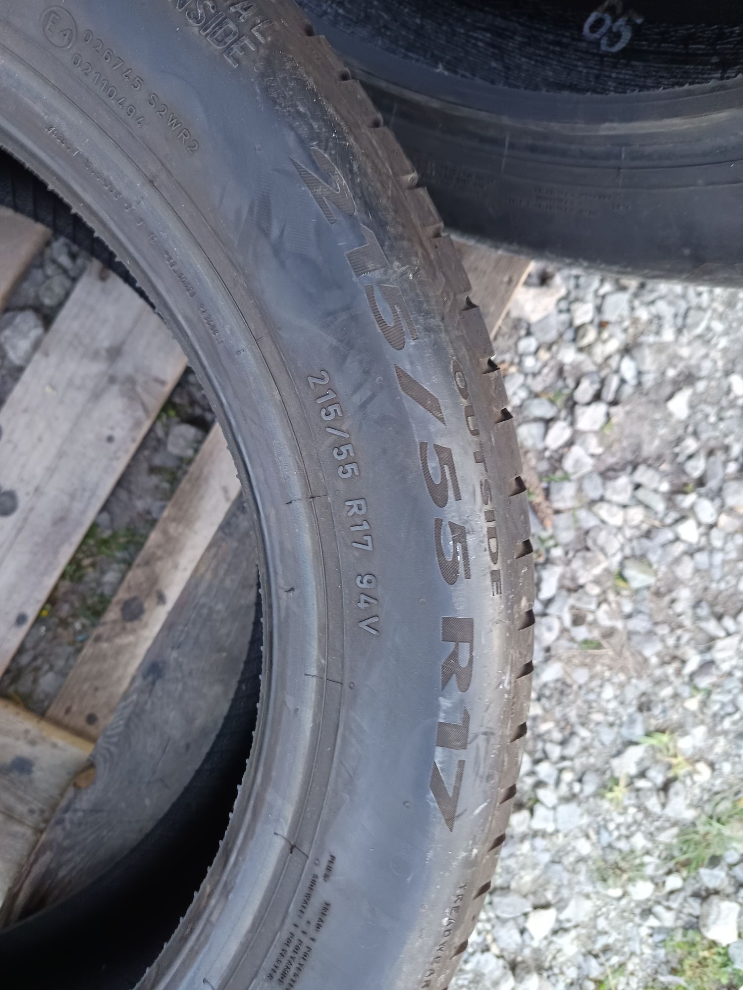 215 55 R 17 PIRELLI Дот 5020