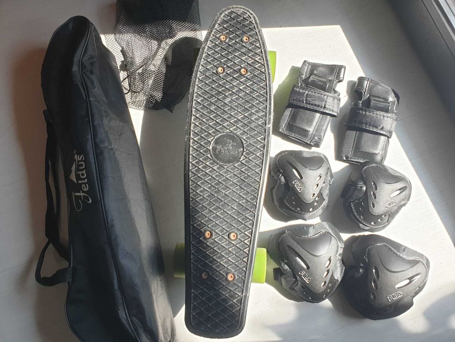 Pennyboard cu ghiozdan + echipament