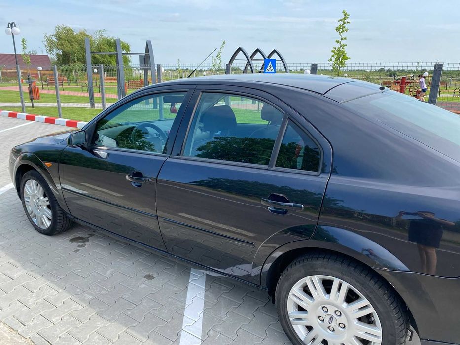 Ford mondeo 2.0tdci 131 cp
