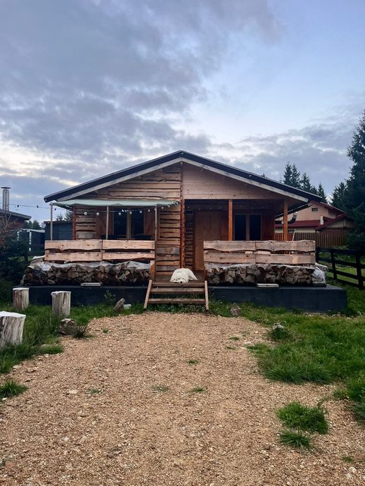 Teren cu cabana de vanzare Marisel Cluj