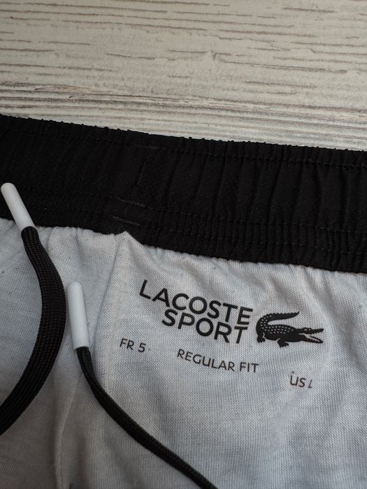 Мъжко! Чисто ново оригинално долнище Lacoste XH8974