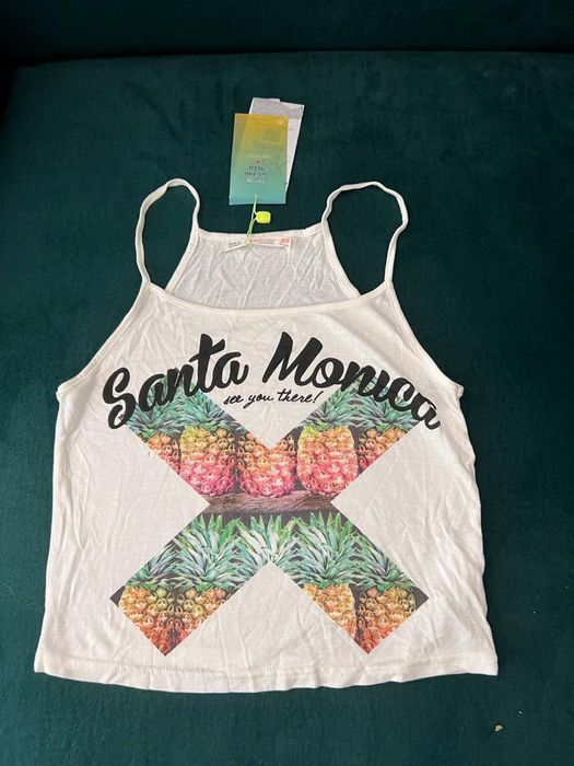 Bluză Bershka nouă cu etichetă, albă cu imprimeu mărimea xs