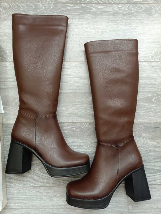 Cizme Noi cu etichetă comode