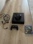 PlayStation 4, 1 Tb, 2 manete, 2 Jocuri