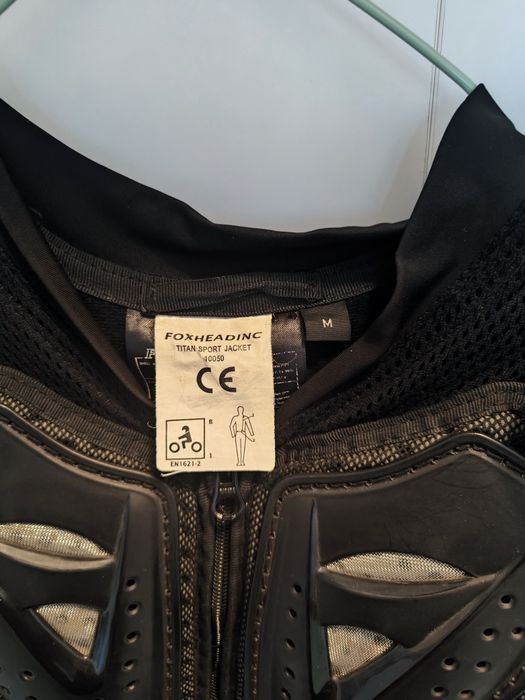 Armură moto Fox Titan Sport