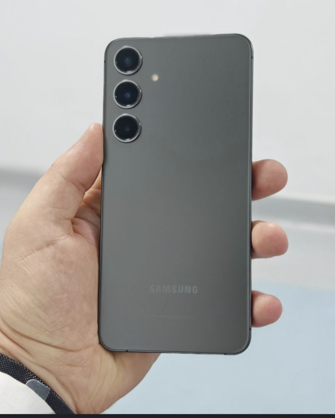Samsung S24 ideal