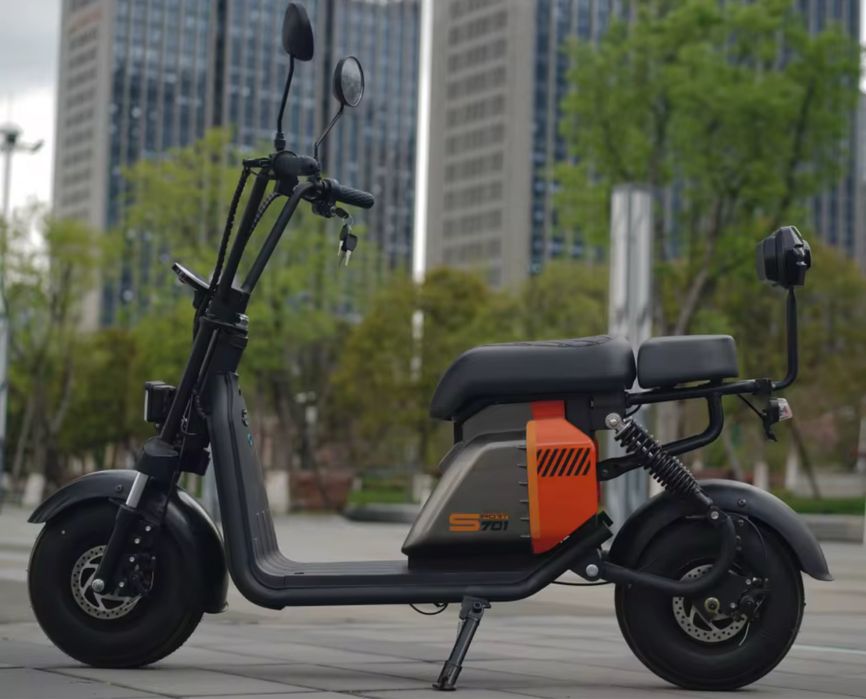 Scuter electric de copii