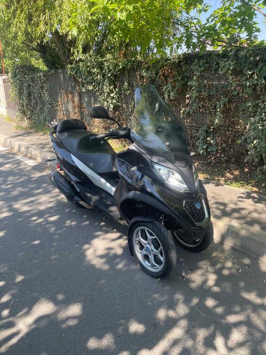 Piaggio Mp3 400 / 2021 / ABS/ASR    3800 euro + TVA Deductibil