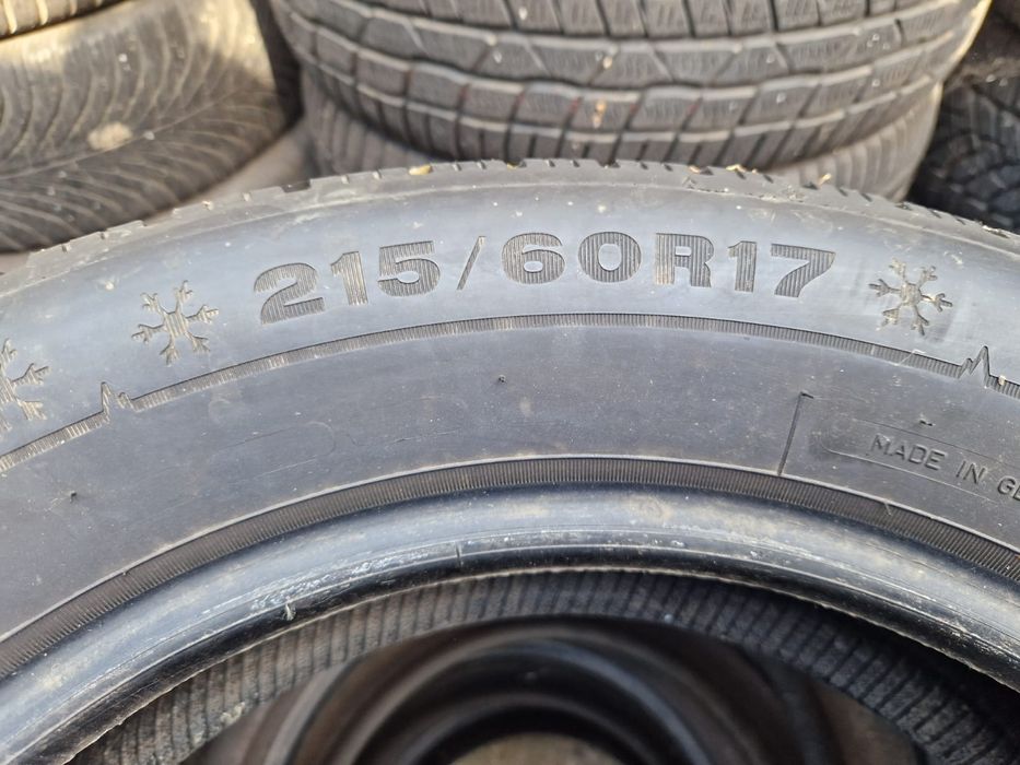 set cauciucuri; 215 60 17 de iarnă,m+s