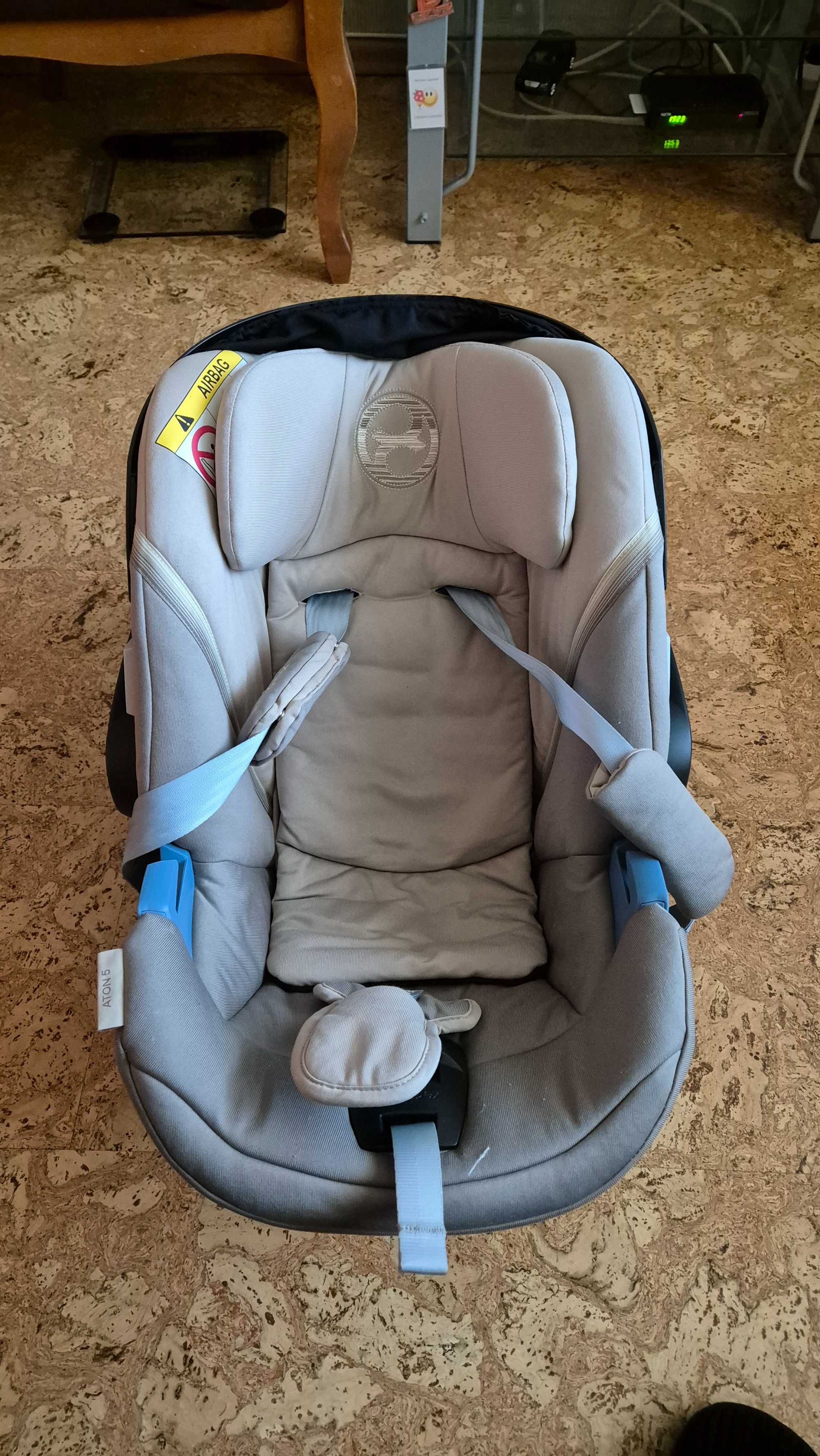 Столче за кола Cybex Aton 5