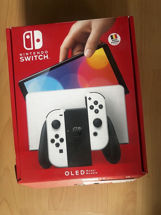 Nintendo switch  o led 64 gb
