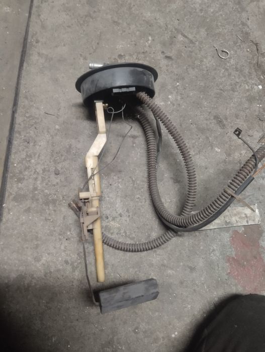 Поплывок на гольф 3 продам