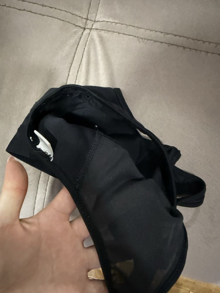 спортно бюстие на nike, adidas
