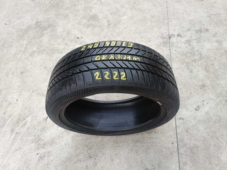 O anvelopa iarna 245 40 19 continental wintercontact TS 870P 8,3 mm
