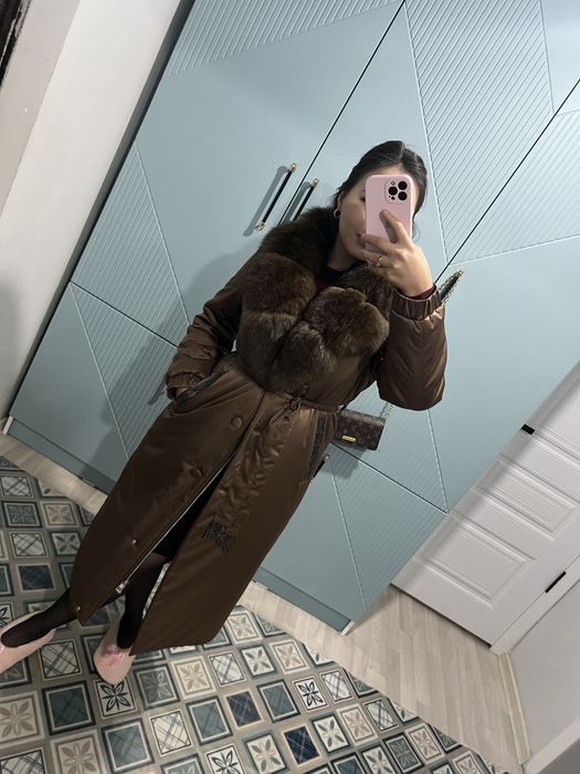 1.3имняя куртка натуральный мех, верблюжий пух.2.Парка натуральный мех