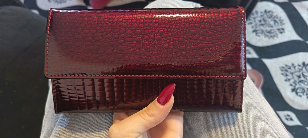 Дамско портмоне, бордо