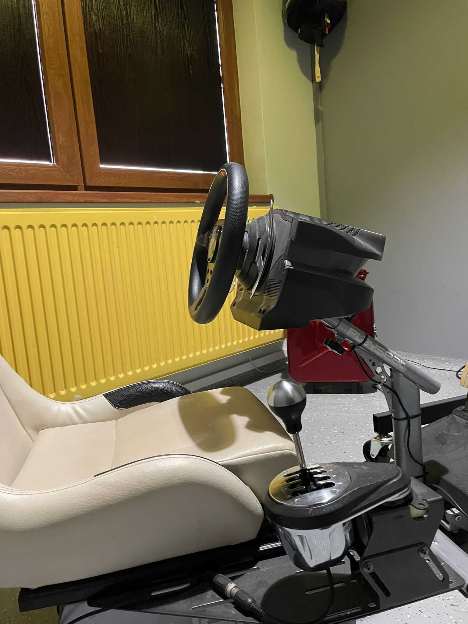 Set Volan TrustMaster T500RS + Playseat Cockpit