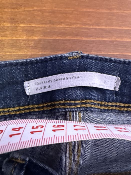 Дамски дънки размер М Zara