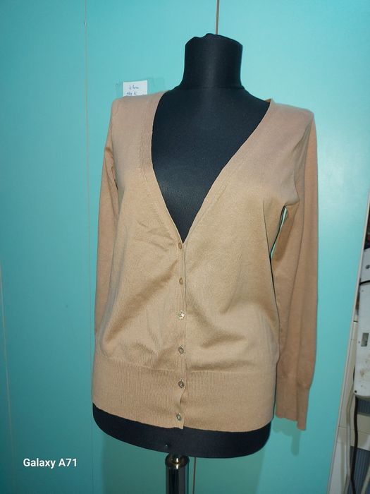 Pulover crem cu nasturi Camaieu mas.M