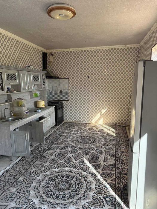 Участка ховли сотилади