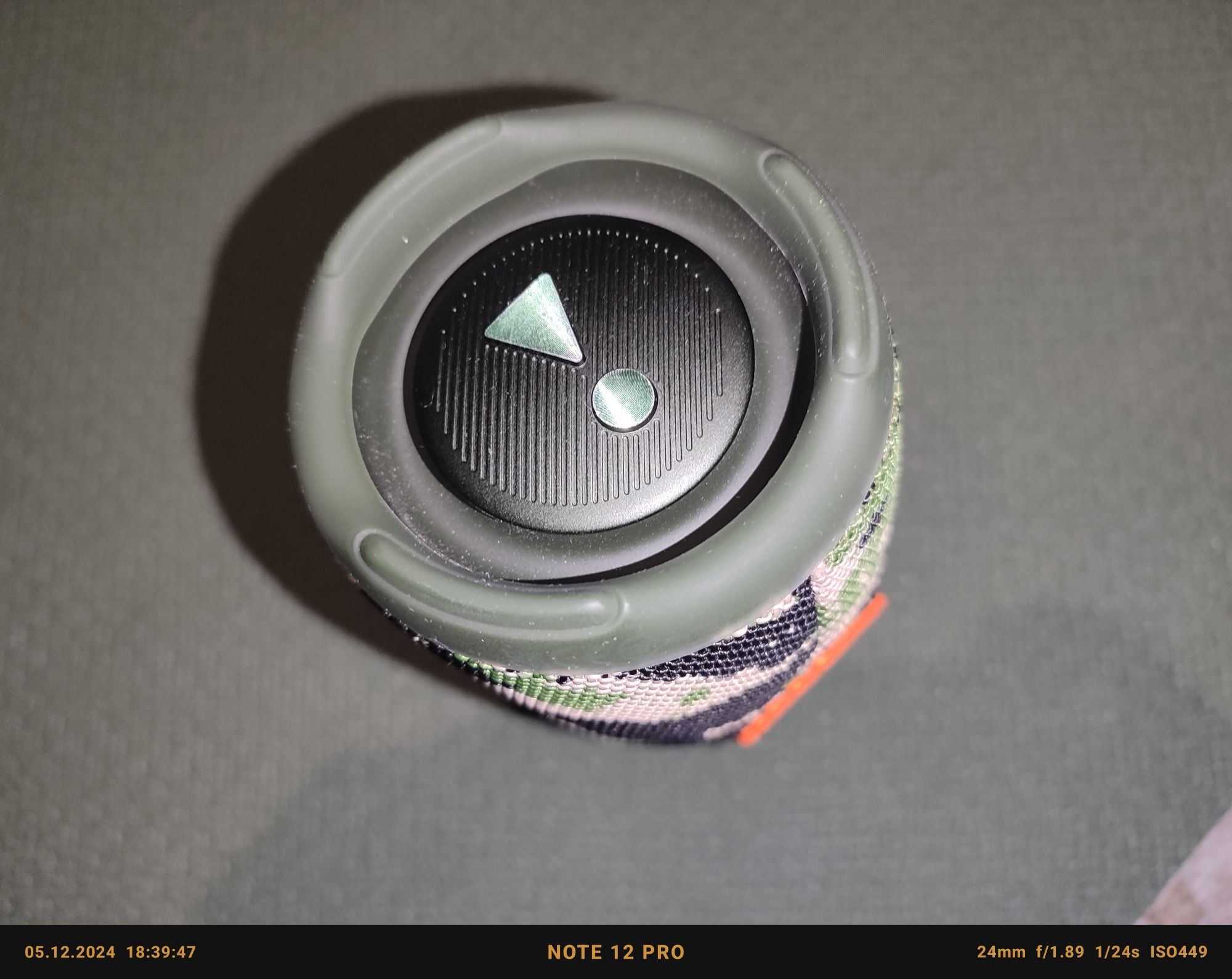 Колонка JBL charge 5