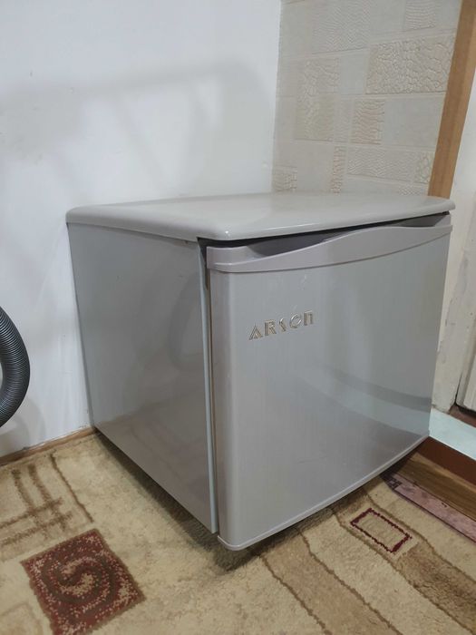 Haladelnik sotiladi ofisbop ishlashi zur yaxshi holatda