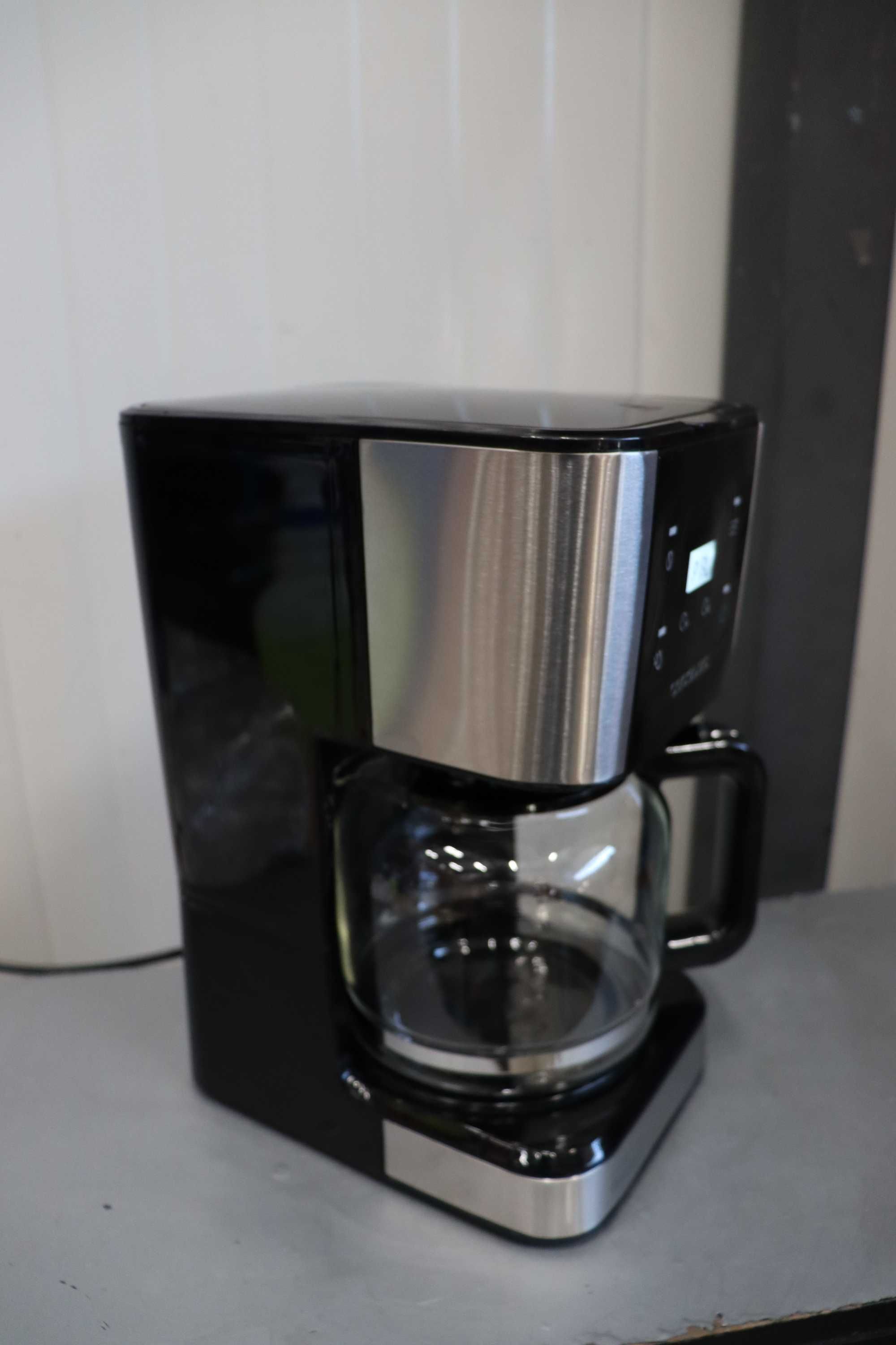 Кафемашина Cecotec Coffee 66 Drop & Touch от Goteo, 12 чаши, 950 W