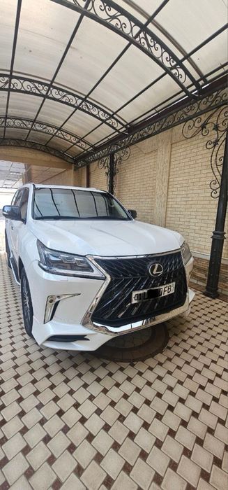 Lexus 570          Restaling 2021  qilingan