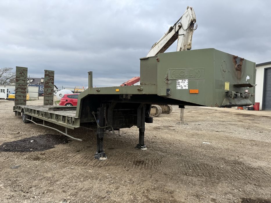 Semiremorca trailer o axa