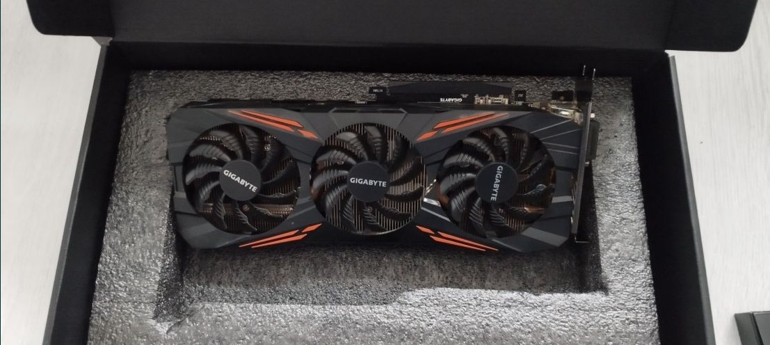 GIGABYTE GTX 1070 G1 Gaming | 256bit | Full box | stare foarte buna