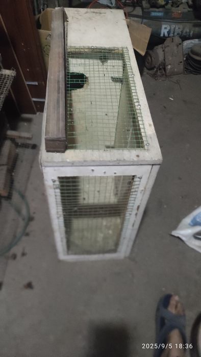 Продам клетку за 2000