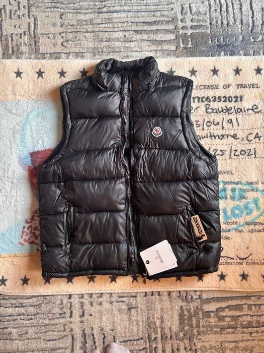Moncler Gilet Жилетка Без рукавка