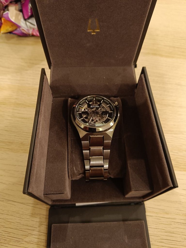 ..BULOVA.($$$)..