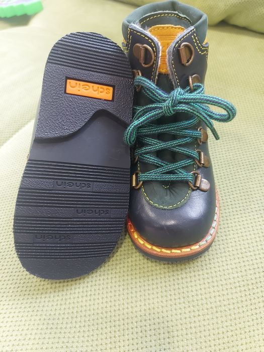 Детски боти от естествена кожа номер 21