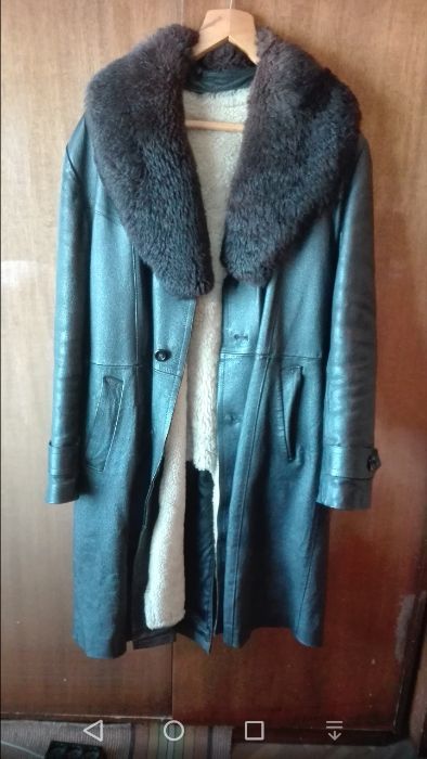 две кожени якета