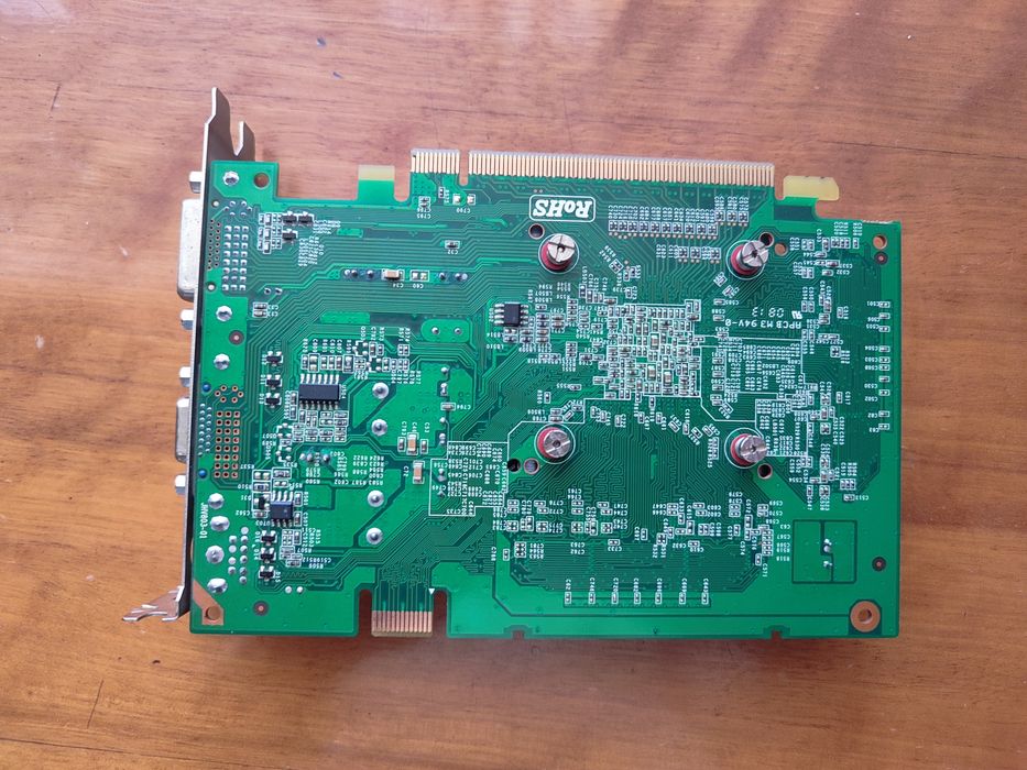 Nvidia geforce 8600gt 128mb 64bit ddr2.