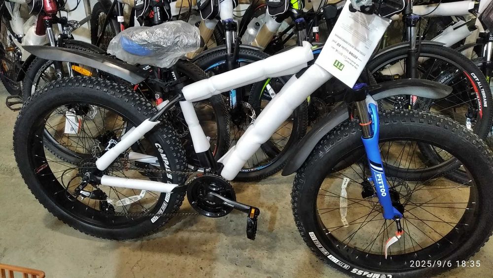 Велосипед  26"х4,0 алюминивая рама 19" ,вилка ла-каут,диски26х  4"