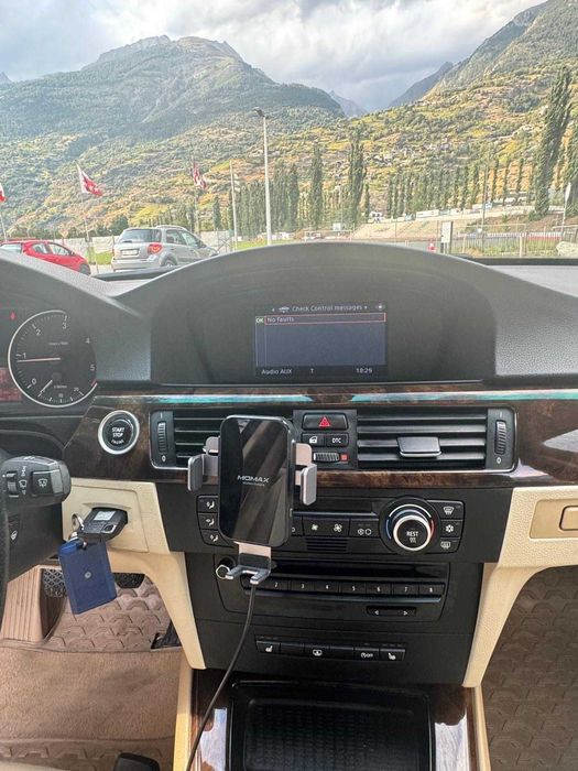 BMW 318D, 2009, 240391 km