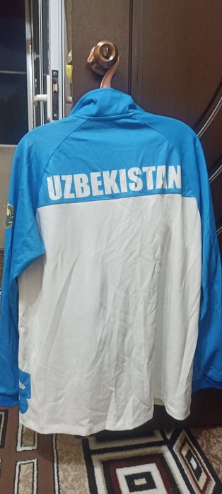 Спортивный костюм