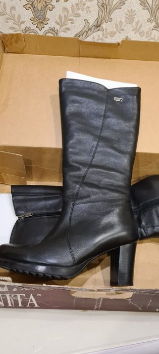 Продам зимние сапоги 37р.