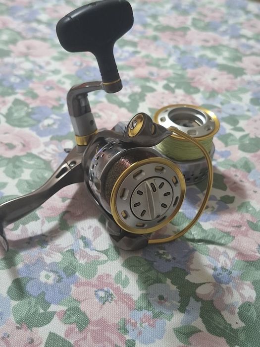 Mulineta spinning Ryobi Zauber 3000 modelul vechi /clasic full metal
