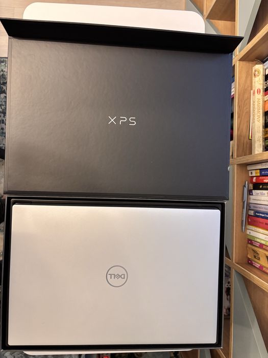 Laptop Dell XPS 15 9510 OLED (3456x2160) i7-11800H, 16GB, SSD 1TB