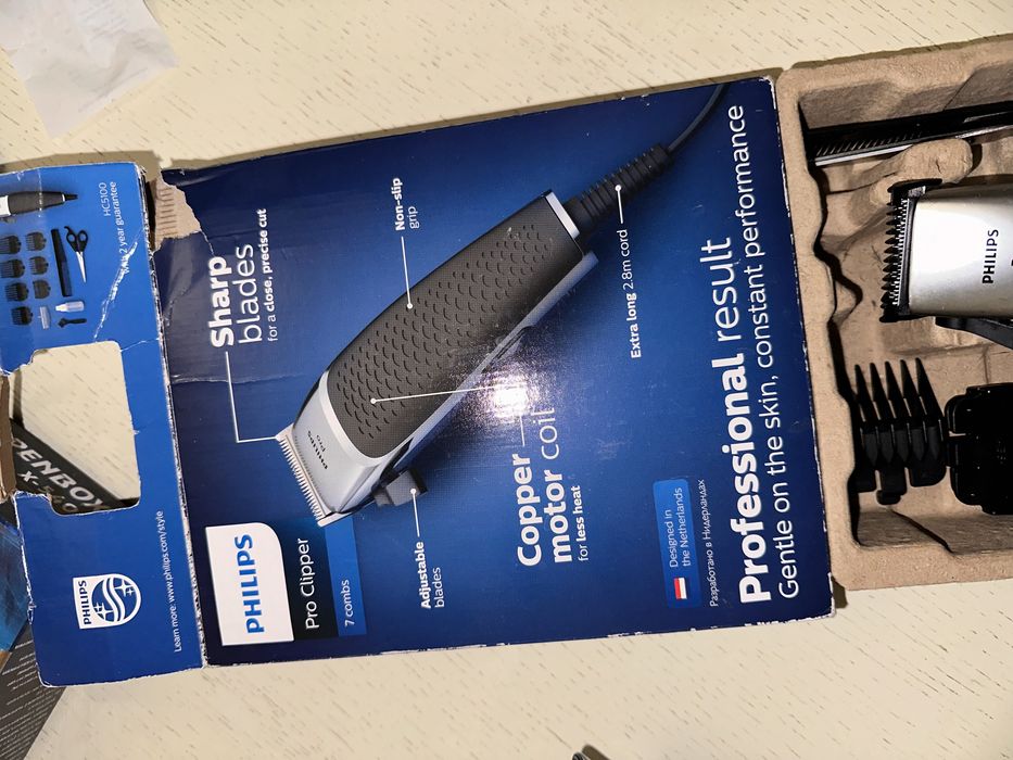 Машинка для стрижки волос Philips Pro