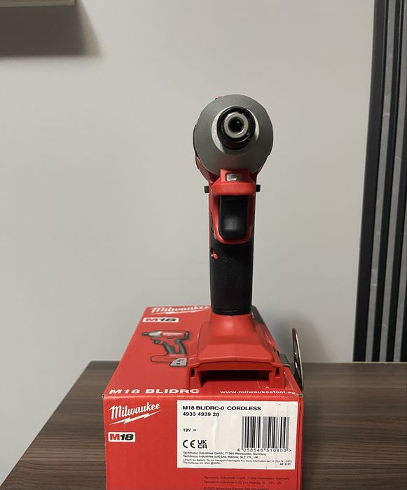 Внос от *UK*  - Milwaukee BLIDRC-0 M18 Cordless