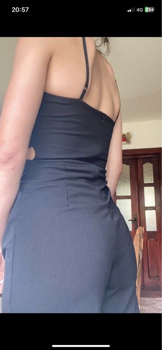 Vand 2 rochii pentru ocazii speciale