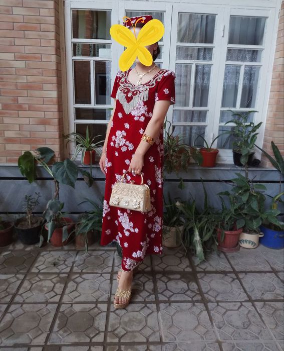 /Milliy kelin kuylaklar/Qimmat toshlar va qul ishi.